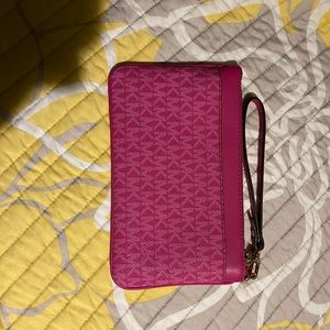 Michael Kors wristlet